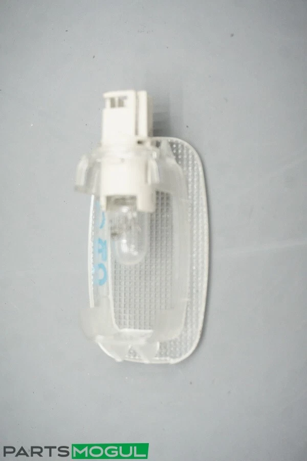 Luz interior delantera Mercedes-Benz SL550 2011-2020 0028202101 OEM Foto 4 de 4