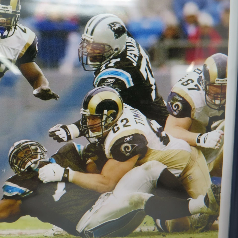 Foto de juego Kurt Warner Marshall Faulk St. Louis Rams de colección 2001 con marco de metal Foto 3 de 4