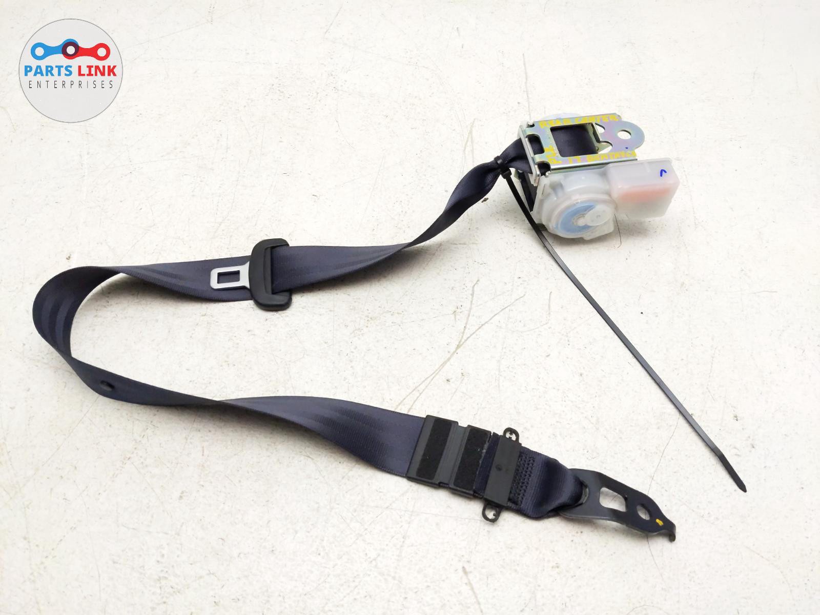 2016-20 BENTLEY BENTAYGA REAR CENTER SEATBELT RETRACTOR LAP SEAT BELT BLUE ASSY