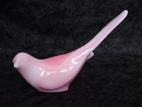Vintage Fenton Pink Rosalene Art Glass Long Tail Happiness Bird Figurine