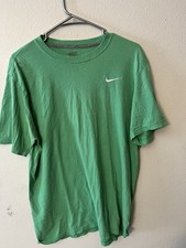 The Nike Tee T-shirt Mens Green W/ Logo Graph...