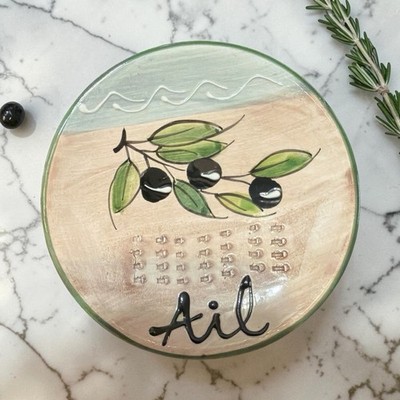 Terres Et Couleurs Garlic Grinding Plate With Black Olives  4.75 