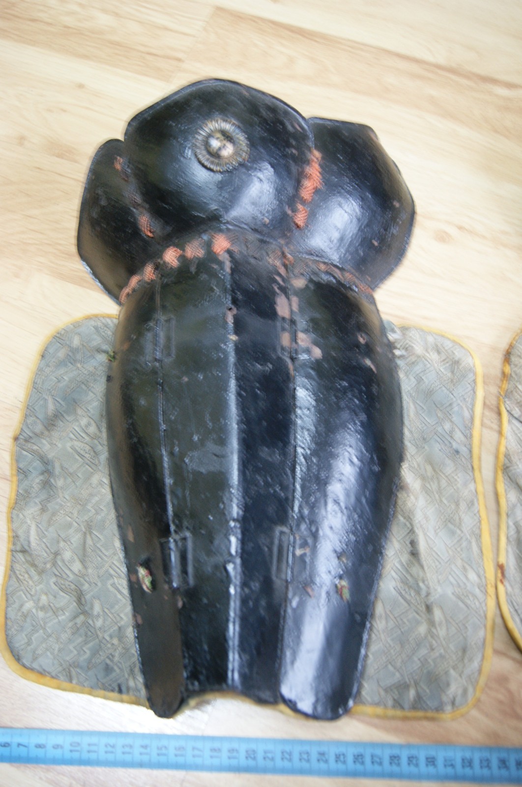 SUNEATE- Armor Japan Original Edo Yoroi Antiqu