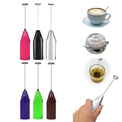 Kompakter batteriebetriebener elektrischer Schneebesen Mini Handmixer für einfaches Eiermixen