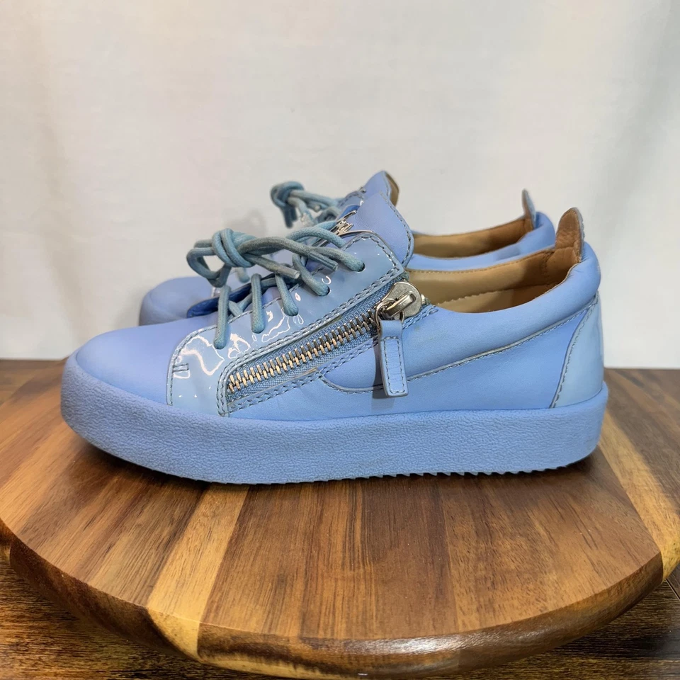 Giuseppe Zanotti Zapatos Mujer Talla 35 Cuero Parte Superior Baja Hechos en Italia Cremallera Tenis Foto 3 de 4