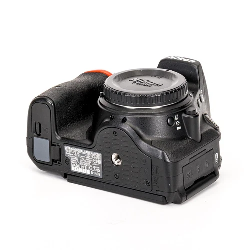 Nikon D5500 schwarz gebraucht Zustand Gut - Bild 3 von 5