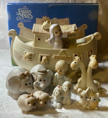 precious moments 置物　2個 The Enesco Precious Moments Collection Two By Two Noah's Ark 1992
