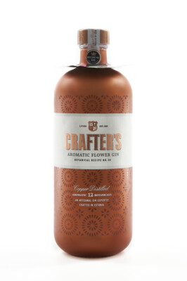 Crafter's Crafters Aromatica Flower Gin aus Estland - 44,3 % Vol. / 0,7 L