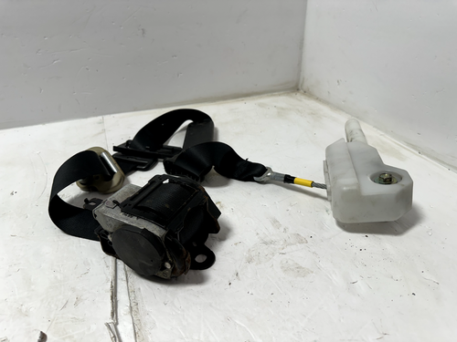 Used Front Left Seat Belt Front fits: 2018 Nissan Rogue bucket driver retractor Used Front Left Seat Belt Front fits: 2018 Nissan Rogue bucket driver retractor
