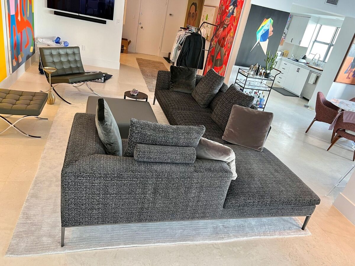 B&B Italia Michel Sofa by Antonio Citterio in excellent B&B Italia Michel Sofa by Antonio Citterio in excellent