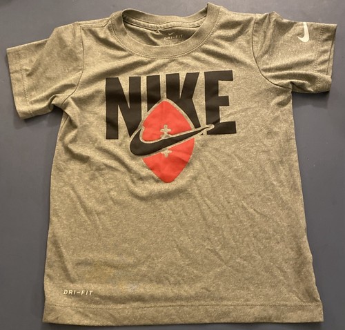 Nike Shirt Jungen 5-6 Jahre sportlicher Schnitt grau SS Fußball Nike Logo Grafik T-Shirt