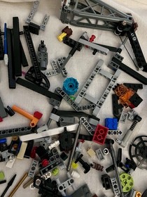 LEGO LOT w/ Star Wars Rathtar Escape & Technic  RANDOM  1.3 LBS Parts & Pieces
