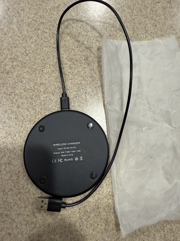 Almohadilla de carga rápida inalámbrica de 15 W Max para auriculares de teléfono Samsung iPhone AirPods Foto 2 de 2