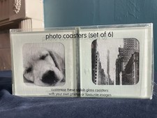 Six customizable photo coasters/display personal photos or images. New Boxed
