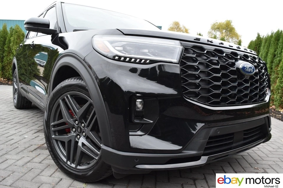 2025 Ford Explorer AWD 3.0TT TURBO ST-EDITION(NEW WAS $60,895) - Image 2 of 4