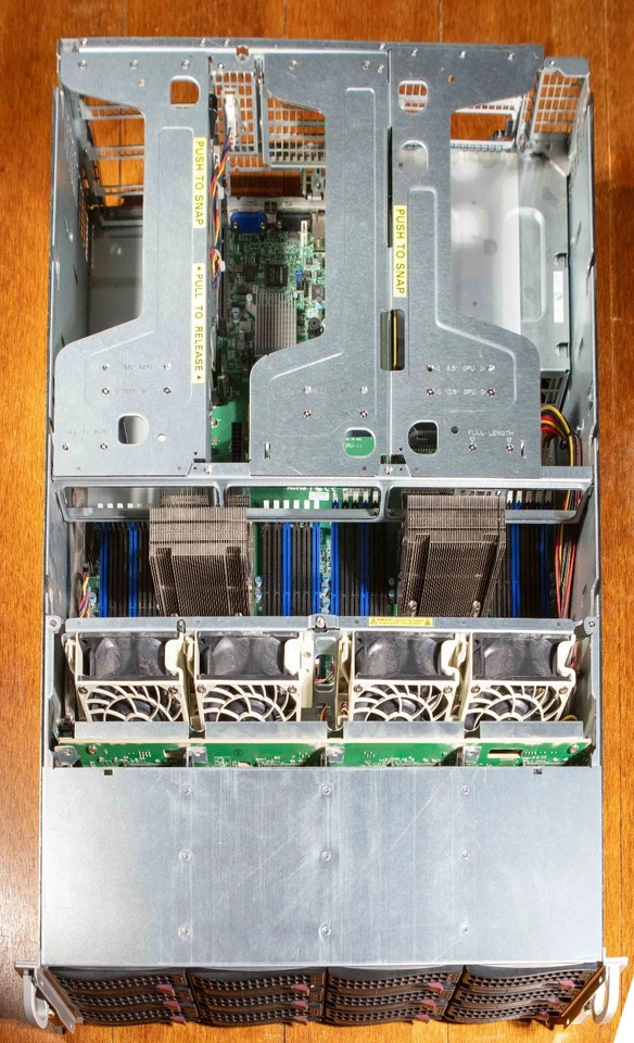 Servidor Barebone Supermicro 6028U-TR4T+ 2U con X10DRU-i+ y rieles Foto 3 de 4