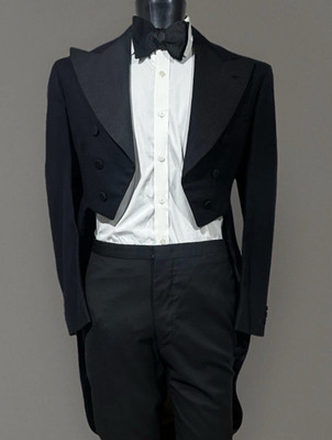 J.L Hudson Co Wool Black Tailcoat Grosgrain Peak Lapel Tuxedo Jacket Men s 38 R