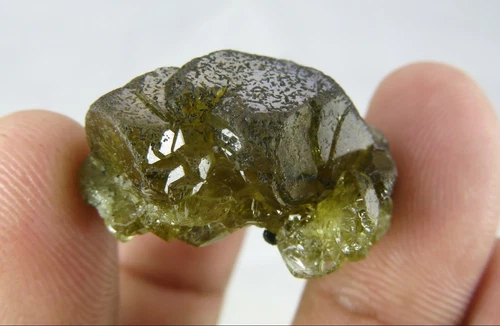 50 CARATS YELLOWISH GREEN FLUORITE WITH HEMATITE @ PAKISTAN, S-16