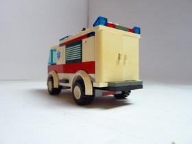 LEGO CITY 7890 Ambulance / Ambulance