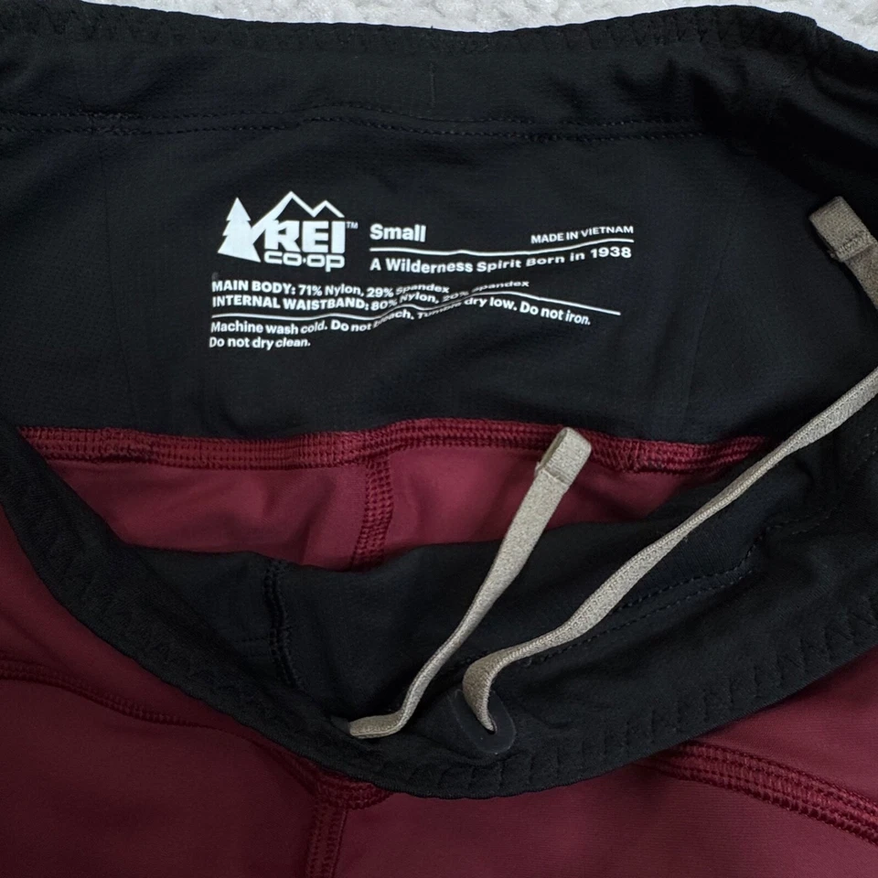 Medias de running REI Co-op Swiftland 7/8 sombreadas rojas zumaque para mujer pequeñas Foto 3 de 4