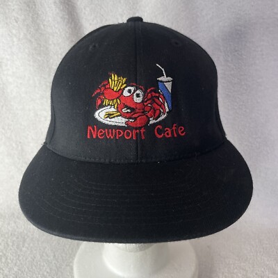 Famous Burgers NEWPORT Cafe Oregon Crab Fitted Flex Fit Ball Cap Hat 7 5/8 Mens