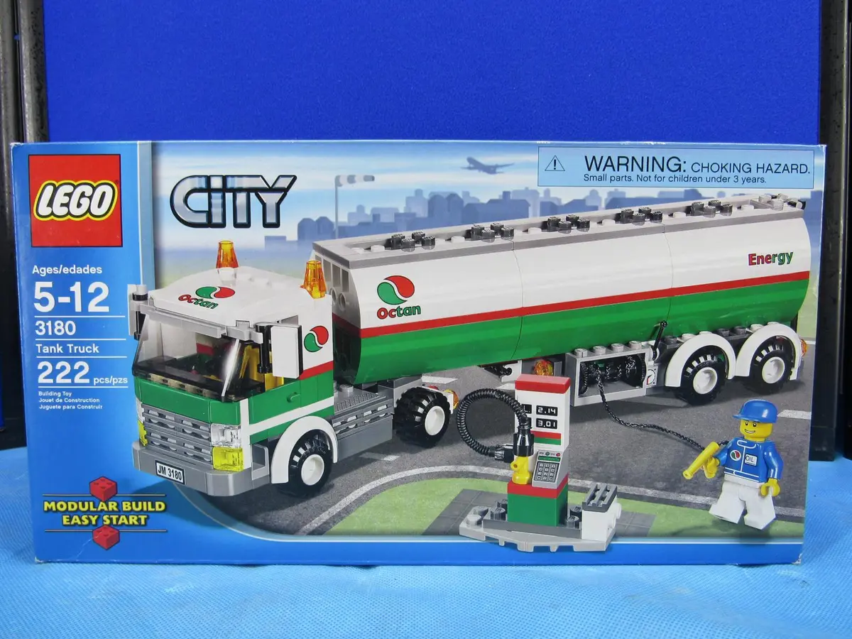 indlæg halvleder bestikke BRAND NEW SEALED LEGO CITY 3180: PETRO/FUEL TANK TRUCK | eBay