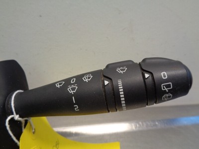 Renault CLIO Indicator and Driver Stalks SQUIB 8200634238 Mk2 2007 