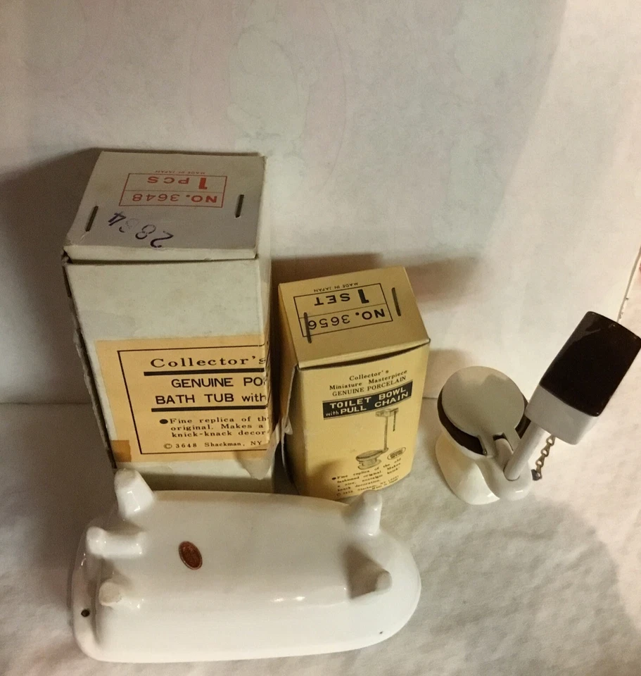 Shackman Porcelain Old Fashioned Tub and Toilet NIB/ Japan Vintage. Fc1 - Image 3 of 4