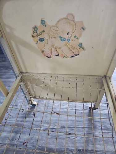 Vintage AMSCO Doll E Crib Metal w/ Lowering SIDE RAIL pale yellow - Picture 6 of 7