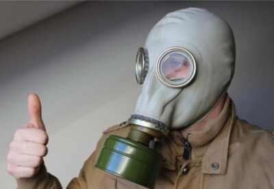 VINTAGE SOVIET RUSSIAN MILITARY GP-5 GAS MASK SET W/ CARRY BAG