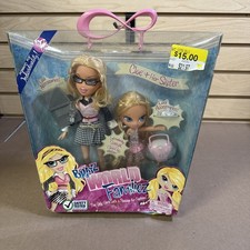 Bratz World Familez Cloe & Sister 
