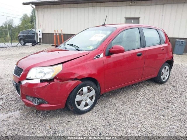 2011 Chevrolet Aveo Grille Upper Red Used 3287913 55K Miles - Image 2 of 4