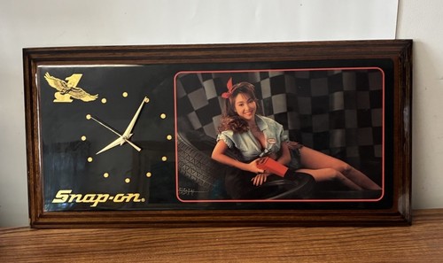 Vintage Snap On Tools Pinup Girl Wall Clock
