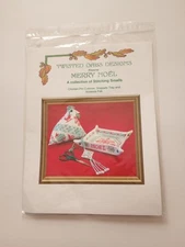 Twisted Oaks Merry Noel Pin Cushion Snippets Tray Designs Pattern, Floss, Beads 