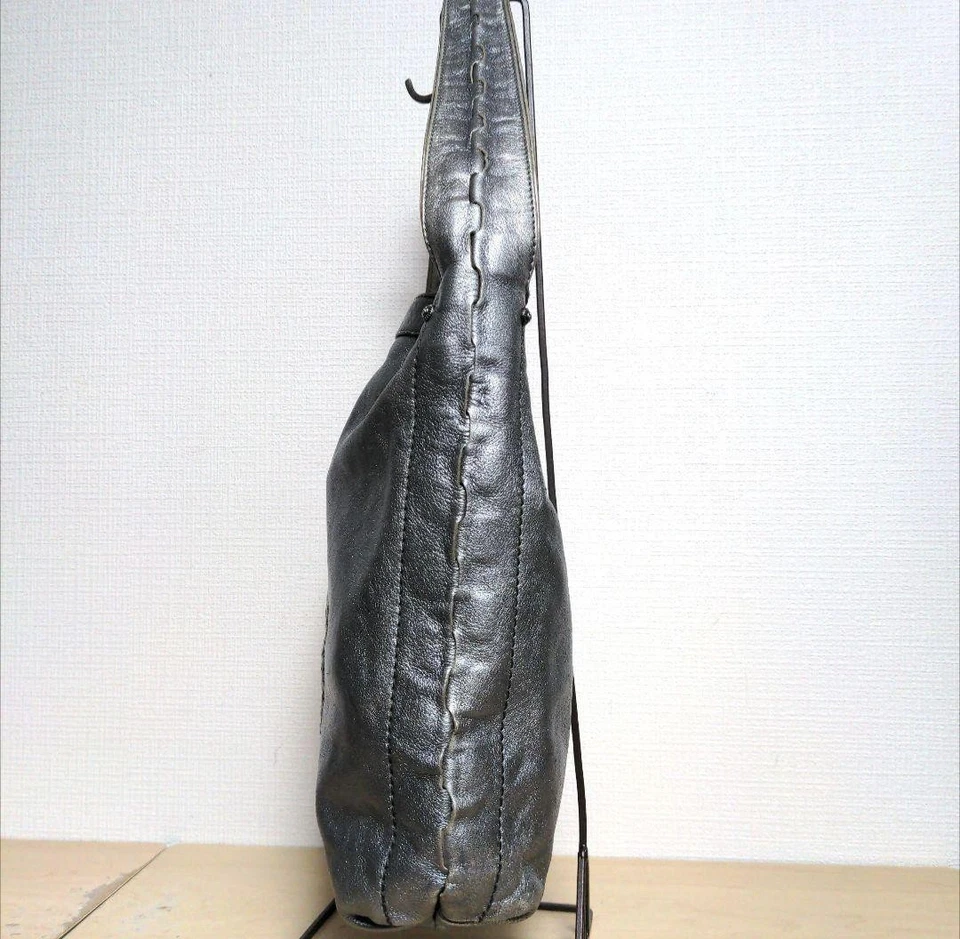 Bolso de Hombro Salvatore Ferragamo Cuero Gancini Plateado Mujer Italia 120020 Foto 3 de 4