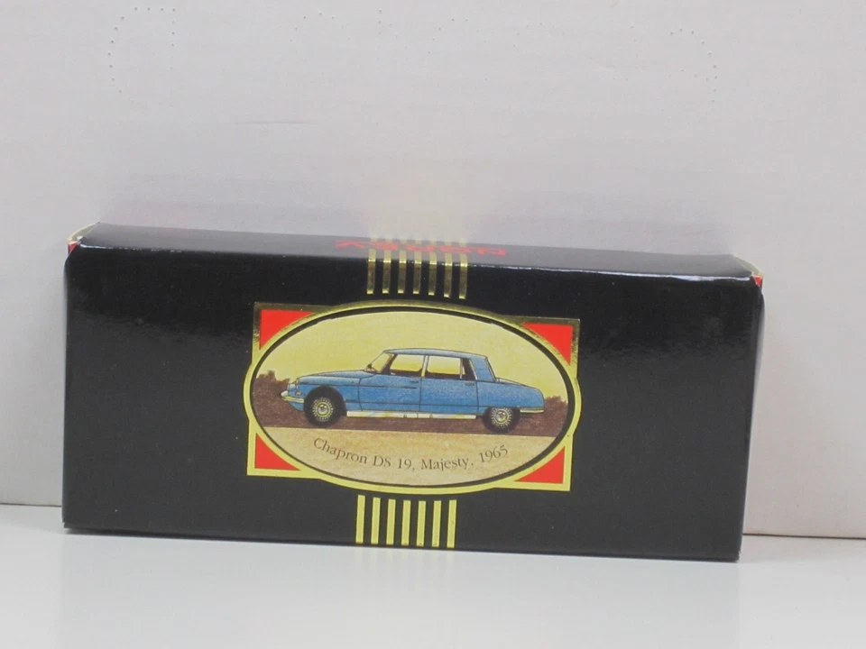 Citroen DS 19 Berline Majesty 1965 in dunkelblau Box Norev Ligne Noire 1:43 - Bild 4 von 4