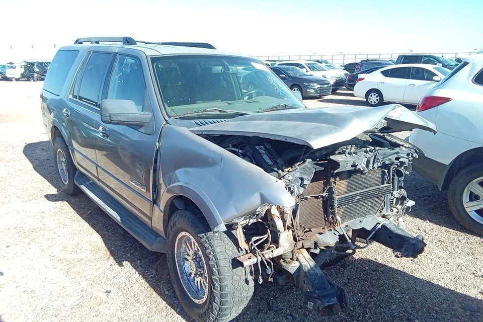 2008 Ford Expedition 5.4L Engine Motor SOHC OEM 149K Miles - LKQ435532927 - Image 2 of 4