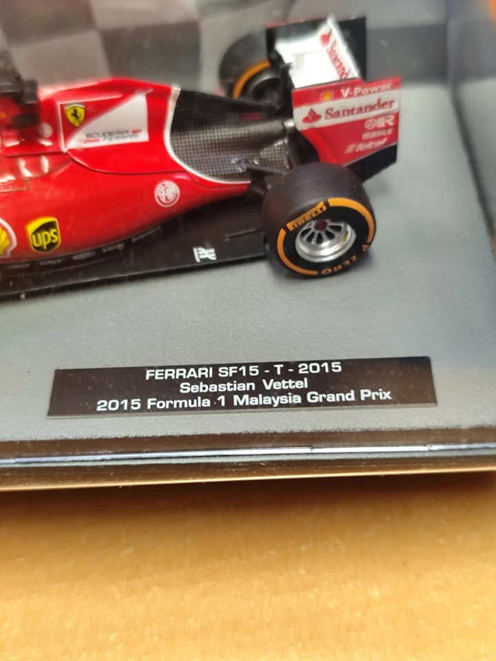 Ferrari SF 15 2015 Sebastian Vettel 1:43 Malaysia Grand Prix Modell K46 - Bild 3 von 4