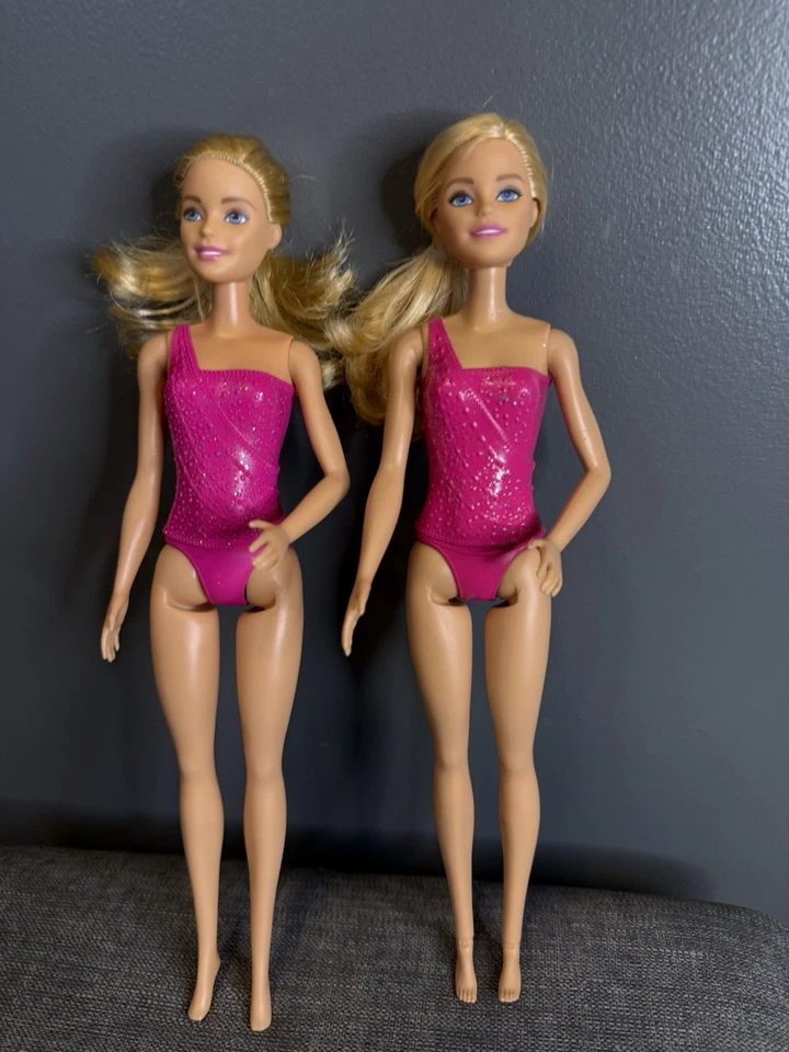 Barbie 2013 Carrera Barbie Patinadora sobre Hielo Lote de 2 Foto 2 de 4