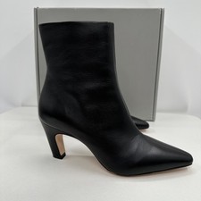 Everlane The Short Banana Heel Boot in Black Leather size 7 Ankle Side Zip nto