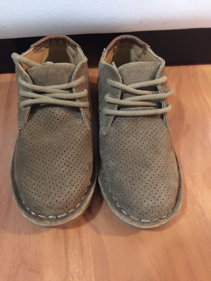 Zapato de vestir Kenneth Cole Real Deal 2 botas tostadas. Cuero. Niños 9 Foto 3 de 4