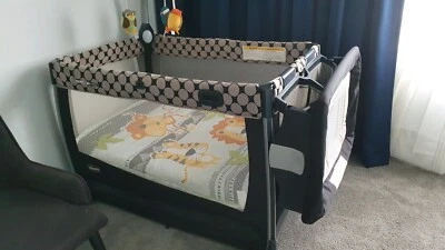 chicco lullaby portacot