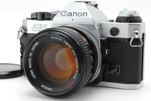 【NEUWERTIG】Canon AE-1P Programm 35 mm Filmkamera neu FD NFD 50 mm f/1,4 Objektiv aus Japan