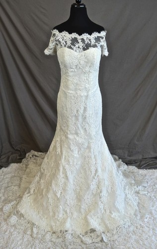 Robe de mariée jupe trompette dentelle dos transparent SAREH NOURI ivoire CLARA 10 🤍 - Photo 3/12