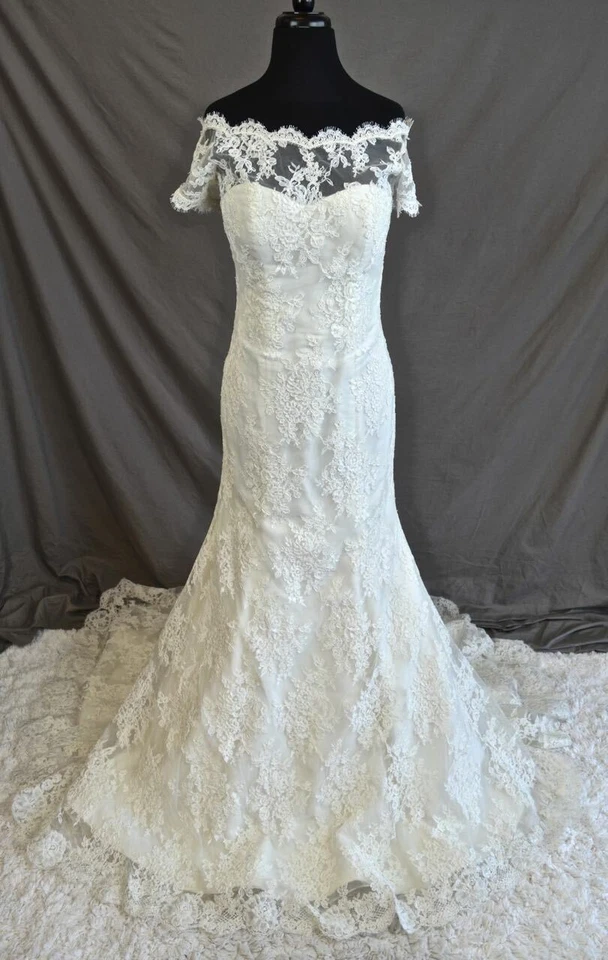 SAREH NOURI Ivory CLARA Low-Cut Sheer Back Lace Trumpet Skirt Bridal Gown 10 🤍 - Image 3 of 4