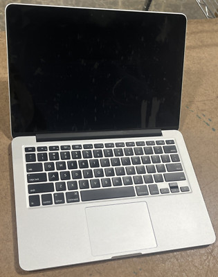 13'' Apple MacBook Pro 2015 2.7 i5 8GB RAM 128GB SSD READ, NO OS