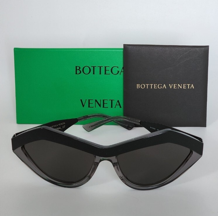 ?RARE BOTTEGA VENETA BV1055S Unapologetic Sunglasses Black  display picture 1