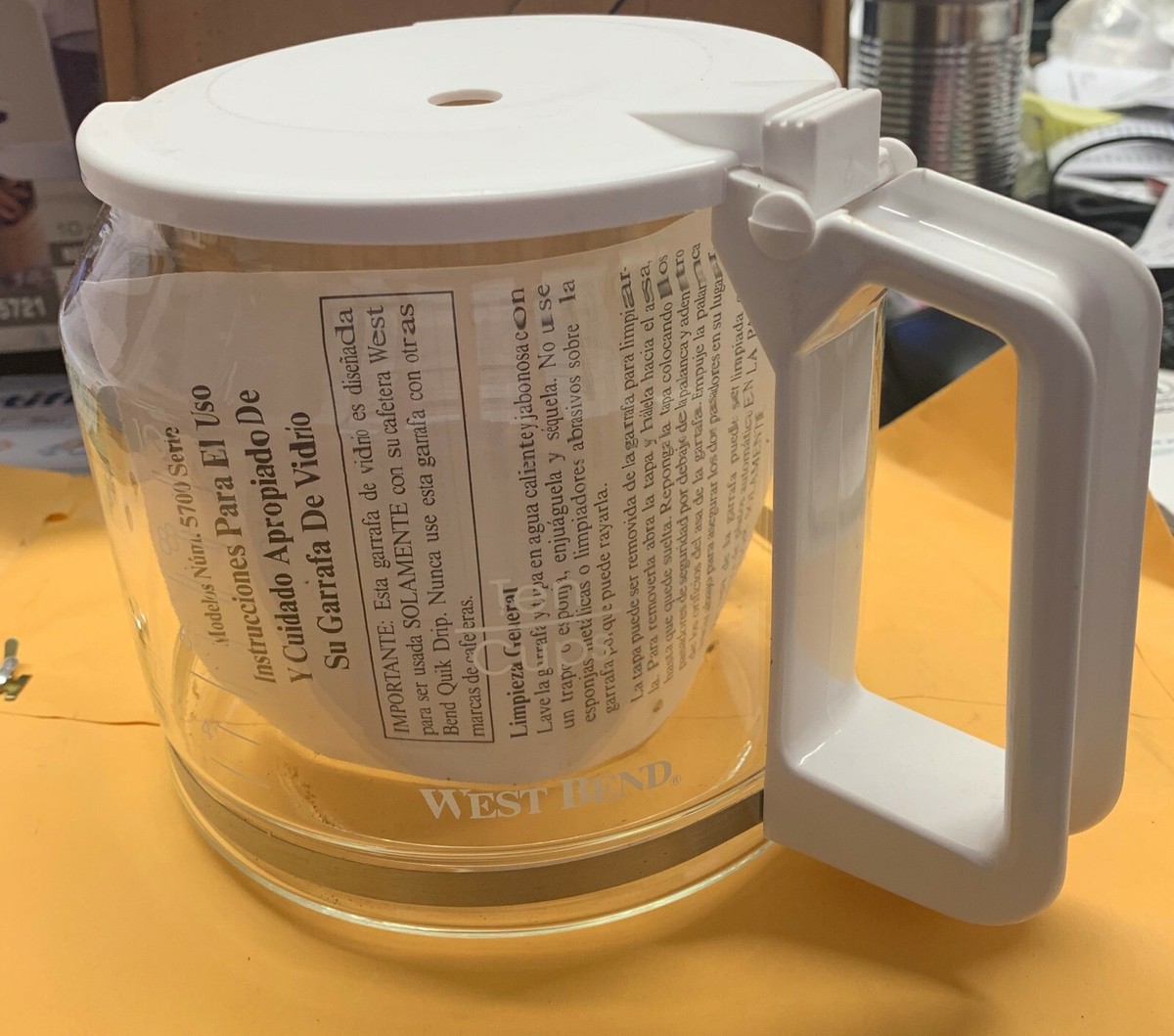 WEST BEND (WHITE) QUICK DRIP 10 CUPS Replacement Coffee Carafe No - Main Image