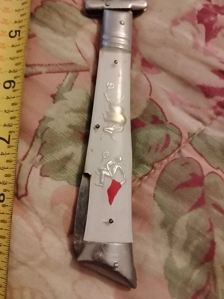 Vintage 9" Folding Pocket Knife - Bull Matador / Dragon Design - Image 4 of 4