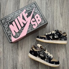 Preços baixos em Nike Travis Scott x SB Dunk PRM QS Low Cactus